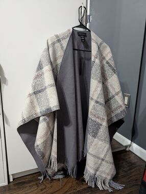 Tahari Beige & Gray Checkered Poncho - NWT